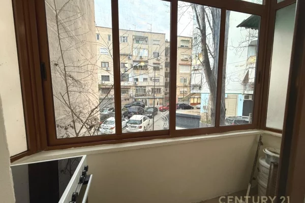 Shtepi me qera Apartament ne Tirane, 1+1, Mobilimi E mobiluar, Pagesa 55,000  Leke.