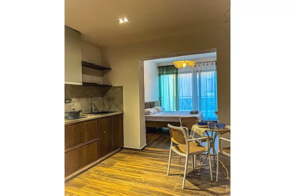 Shtepi ne shitje Apartament ne Sarande, 3+1, Mobilimi E mobiluar, Pagesa 300,000  Euro.