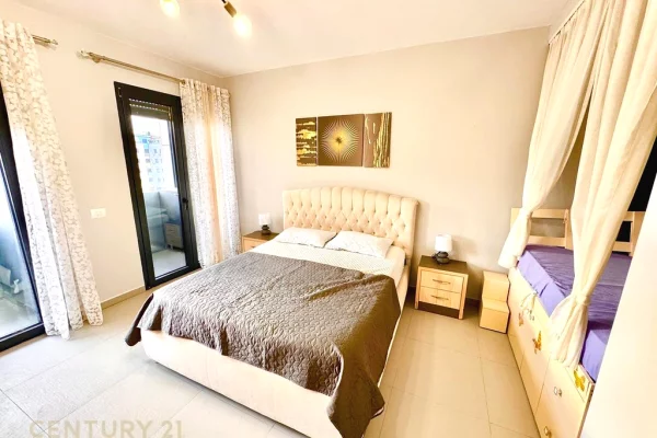 Shtepi me qera Apartament ne Tirane, 1+1, Mobilimi E mobiluar, Pagesa 900  Euro.