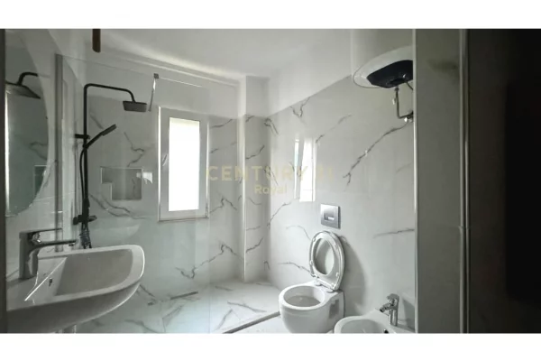 Apartment for sale in Tirana 2+1, Emty