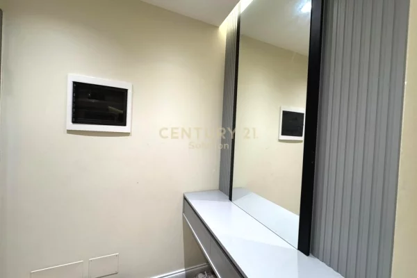 Shtepi ne shitje Apartament ne Tirane, 1+1, Mobilimi E mobiluar, Pagesa 170,000  Euro.