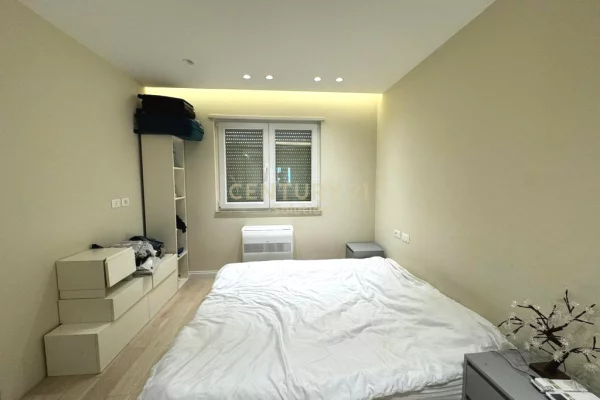 Shtepi ne shitje Apartament ne Tirane, 1+1, Mobilimi E mobiluar, Pagesa 170,000  Euro.