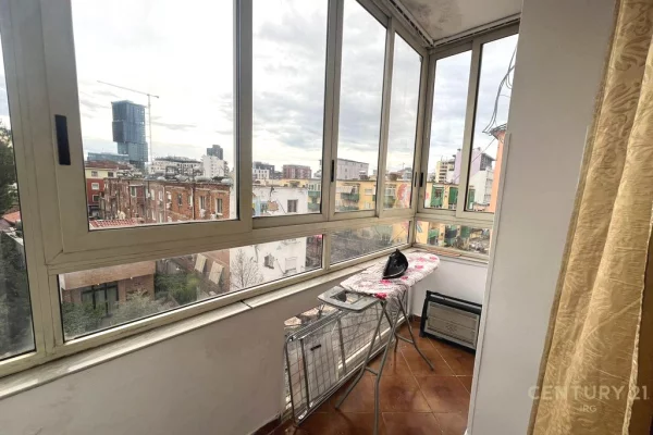 Shtepi me qera Apartament ne Tirane, 2+1, Mobilimi E mobiluar, Pagesa 650  Euro.