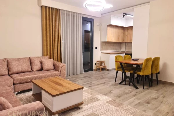 Shtepi me qera 1+1 ne Tirane - 800 Euro