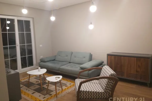 APARTAMENT 1+1 ME KUZHINE ME VETE ME QIRA NE MYSLYM SHYR