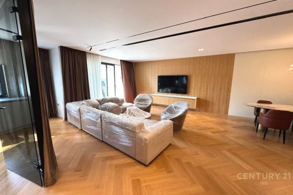 Shtepi me qera Apartament ne Tirane, 2+1, Mobilimi E mobiluar, Pagesa 2,500  Euro.