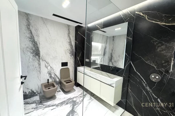 Shtepi me qera Apartament ne Tirane, 2+1, Mobilimi E mobiluar, Pagesa 2,500  Euro.