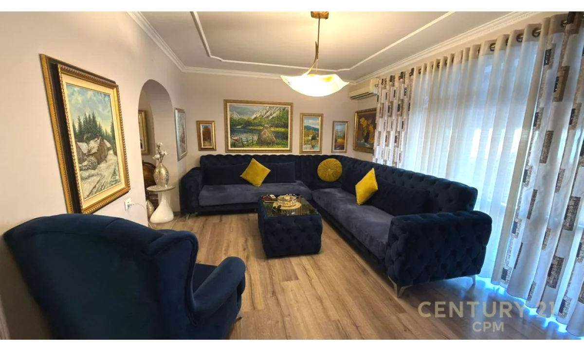 Shtepi ne shitje Apartament ne Tirane, 2+1, Mobilimi E mobiluar, Pagesa 225,000  Euro.