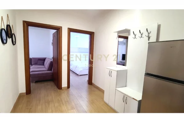 Appartamento in affitto a Tirana 1+1, Arredato