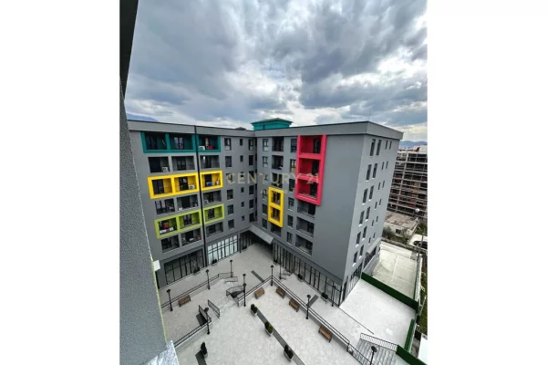 Shtepi me qera Apartament ne Tirane, 1+1, Mobilimi Pjeserisht e mobiluar, Pagesa 400  Euro.