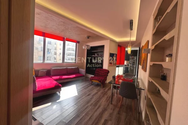 JEPET ME QIRA APARTAMENT 2+1 TEK KIKA 2