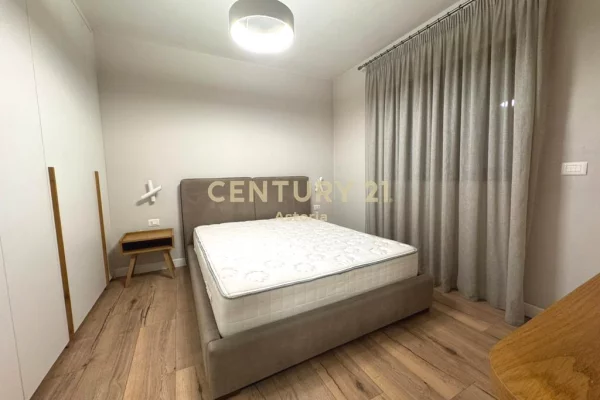 Shtepi me qera Apartament ne Tirane, 1+1, Mobilimi E mobiluar, Pagesa 500  Euro.
