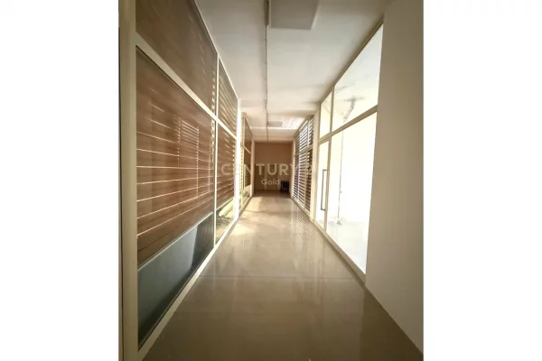 JEPET ME QIRA AMBIENT KOMERCIAL MULTIFUNKSIONAL PRANE CASA ITALIA!