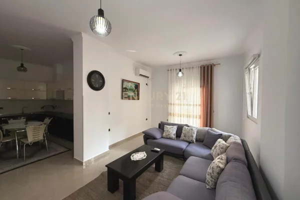 Shtepi me qera Apartament ne Tirane, 2+1, Mobilimi E mobiluar, Pagesa 750  Euro.
