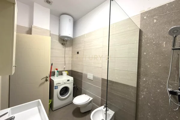 Shtepi me qera Apartament ne Tirane, 2+1, Mobilimi E mobiluar, Pagesa 750  Euro.