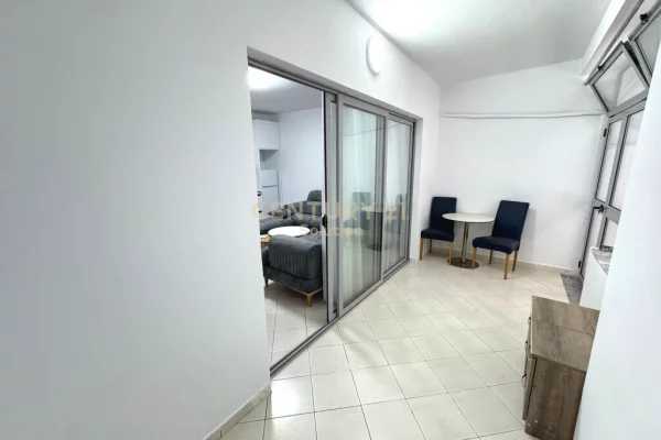 Shtepi me qera Apartament ne Tirane, 1+1, Mobilimi E mobiluar, Pagesa 430  Euro.