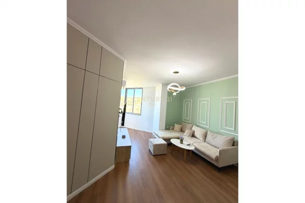 Shtepi ne shitje Apartament ne Durres, 2+1, Mobilimi E mobiluar, Pagesa 118,000  Euro.