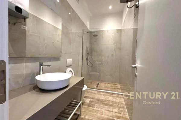 Shtepi ne shitje Apartament ne Durres, 1+1, Mobilimi E mobiluar, Pagesa 125,000  Euro.