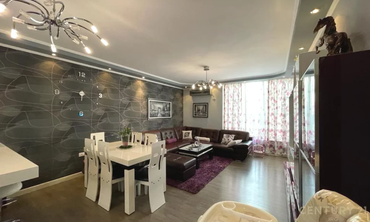 Apartment for sale in Tirana 2+1, Furnished