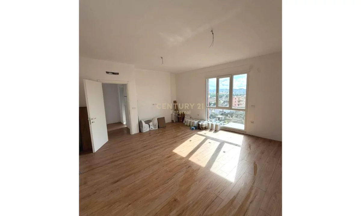 Apartment for sale in Tirana 1+1, Emty