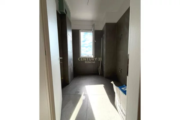 Apartment for sale in Tirana 1+1, Emty