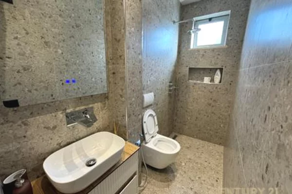 Shtepi ne shitje Apartament ne Tirane, Garsoniere, Mobilimi E mobiluar, Pagesa 180,000  Euro.