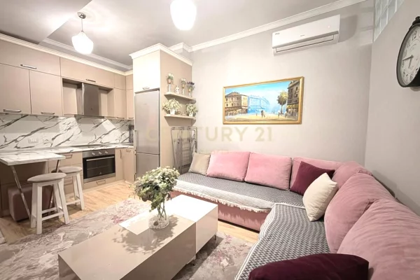 Shtepi me qera Apartament ne Tirane, 1+1, Mobilimi E mobiluar, Pagesa 400  Euro.