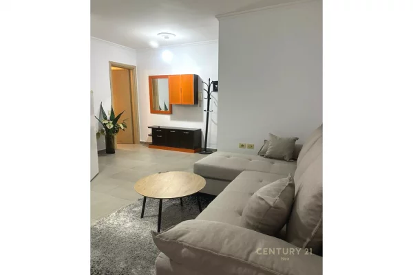 Shtepi me qera Apartament ne Tirane, 2+1, Mobilimi E mobiluar, Pagesa 550  Euro.