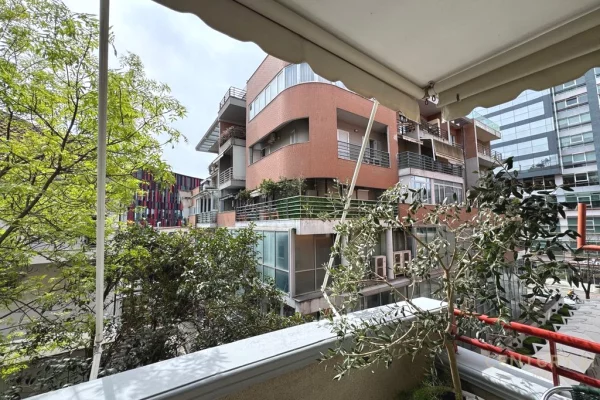 AMBJENT ELITAR ZYRASH PER QIRA!