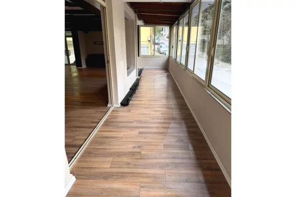 Zyre Me Qira ne Liqeni i Thate, Tirane - 1100Euro | 170 m2