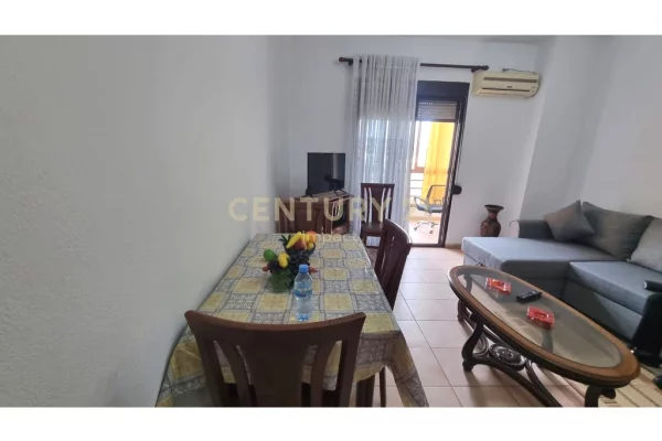 Shtepi me qera Apartament ne Tirane, 1+1, Mobilimi E mobiluar, Pagesa 450  Euro.