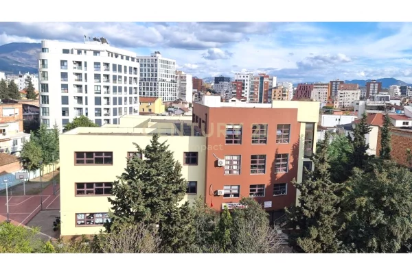 Shtepi me qera Apartament ne Tirane, 1+1, Mobilimi E mobiluar, Pagesa 450  Euro.