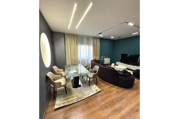 Shtepi me qera Apartament ne Tirane, 1+1, Mobilimi E mobiluar, Pagesa 700  Euro.