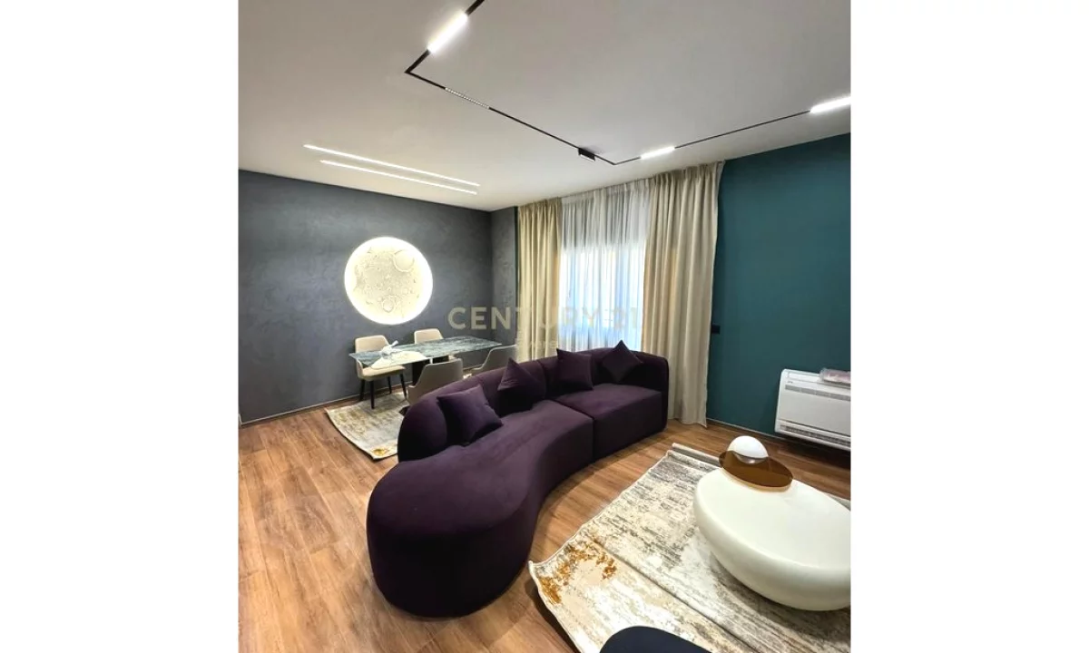 Shtepi me qera Apartament ne Tirane, 1+1, Mobilimi E mobiluar, Pagesa 700  Euro.