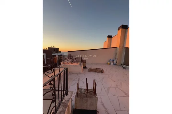 Apartment for sale in Durres 2+1, Emty