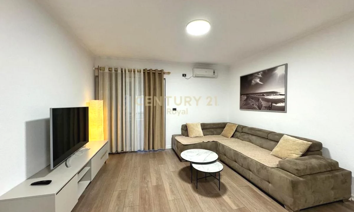 Shtepi me qera Apartament ne Tirane, 2+1, Mobilimi E mobiluar, Pagesa 1,000  Euro.