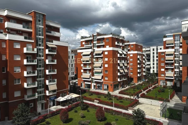 Shtepi ne shitje 2+1 ne Tirane - 320,000 Euro