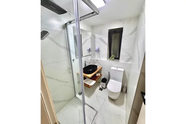 Shtepi me qera Apartament ne Tirane, 2+1, Mobilimi E mobiluar, Pagesa 670  Euro.