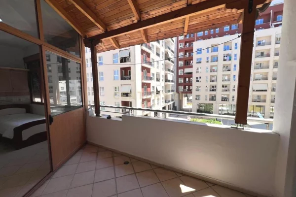 Shtepi me qera Apartament ne Tirane, 1+1, Mobilimi E mobiluar, Pagesa 450  Euro.