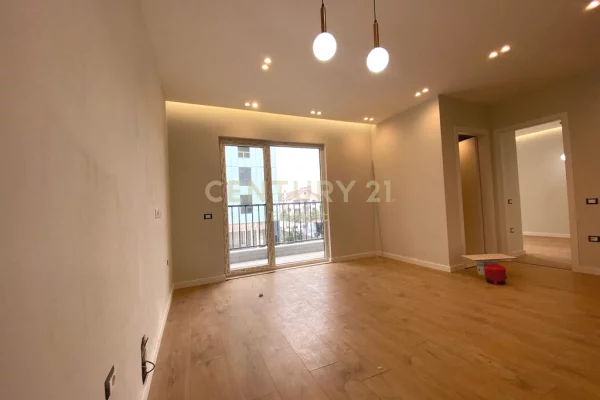 Shtepi me qera Apartament ne Tirane, 1+1, Mobilimi Bosh, pa mobiluar, Pagesa 400  Euro.