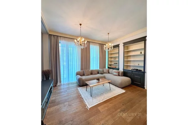 Shtepi me qera 2+1 ne Tirane - 2,000 Euro