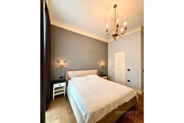 Shtepi me qera Apartament ne Tirane, 2+1, Mobilimi E mobiluar, Pagesa 2,000  Euro.