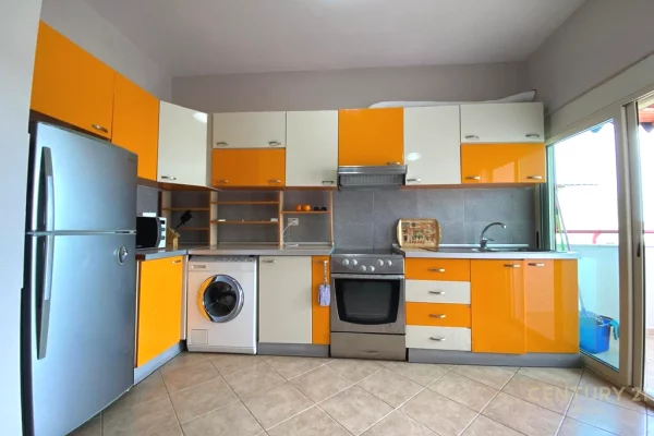Shtepi me qera Apartament ne Tirane, 2+1, Mobilimi E mobiluar, Pagesa 650  Euro.
