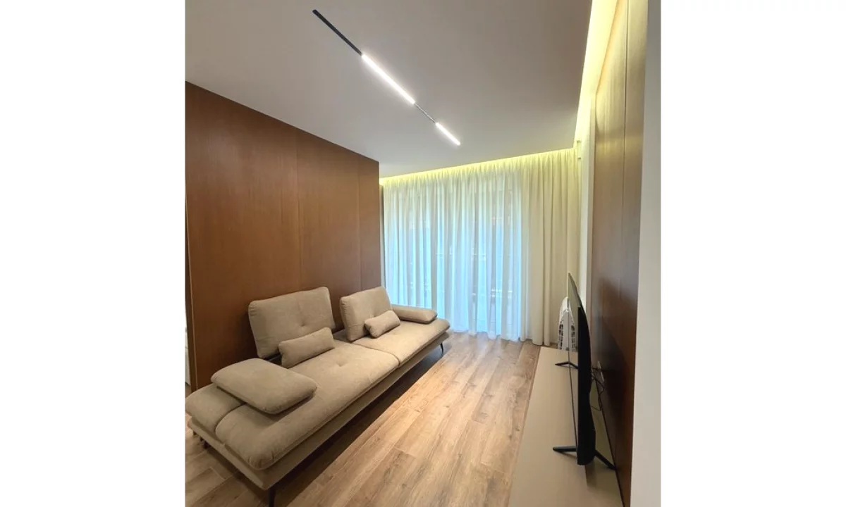 Shtepi me qera Apartament ne Tirane, Garsoniere, Mobilimi E mobiluar, Pagesa 500  Euro.