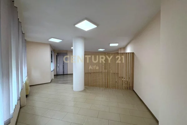 Shtepi me qera Apartament ne Tirane, 3+1, Mobilimi E mobiluar, Pagesa 1,500  Euro.