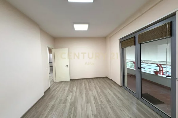 Shtepi me qera Apartament ne Tirane, 3+1, Mobilimi E mobiluar, Pagesa 1,500  Euro.