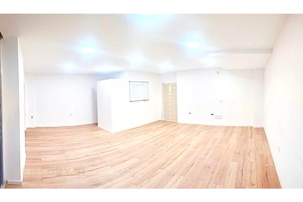 Ambient biznesi me qera 1+1 ne Tirane - 800 Euro