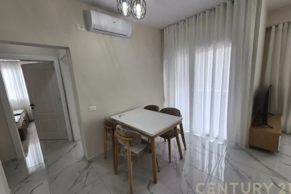 Shtepi me qera Apartament ne Tirane, 2+1, Mobilimi E mobiluar, Pagesa 750  Euro.