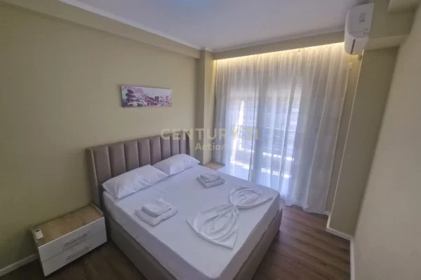Shtepi me qera Apartament ne Tirane, 2+1, Mobilimi E mobiluar, Pagesa 650  Euro.