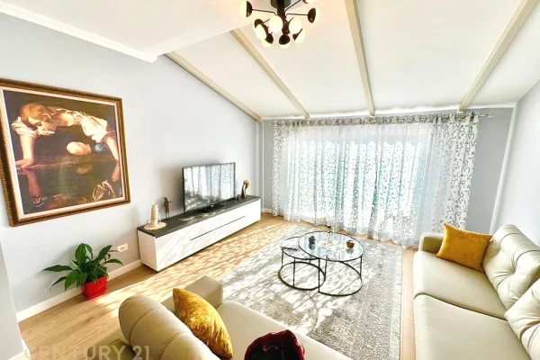 Shtepi me qera 2+1 ne Tirane - 1,000 Euro
